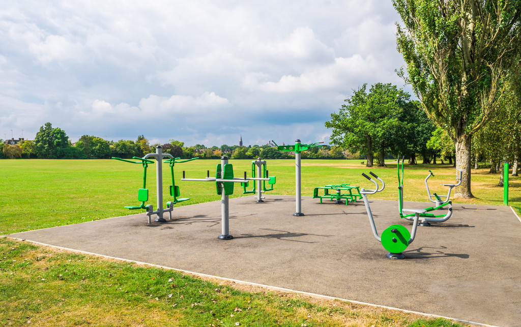 After the use of outdoor fitness equipment four points